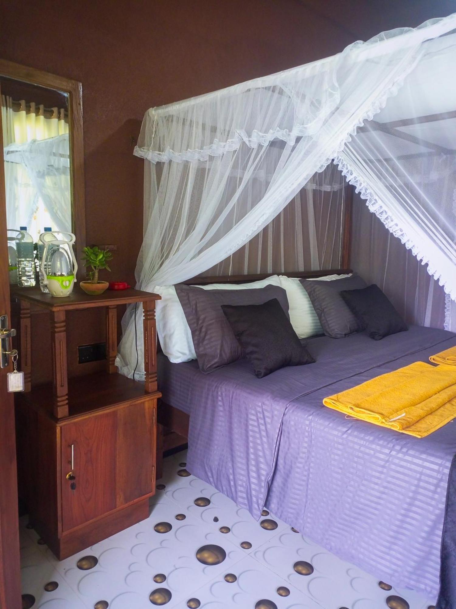 Creek Downhills Bed & Breakfast Ела Екстериор снимка